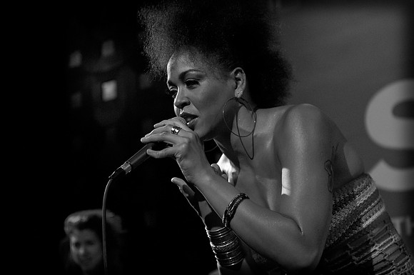 Maya Azucena