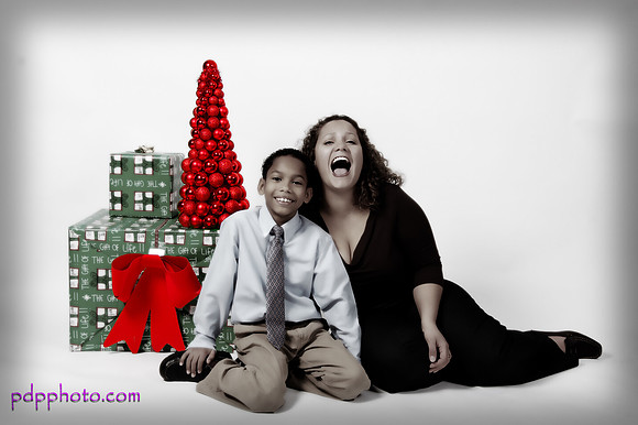 FAMILY PORTRAITURE FOR ALL OCCASIONS