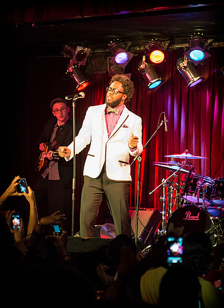 Dwele