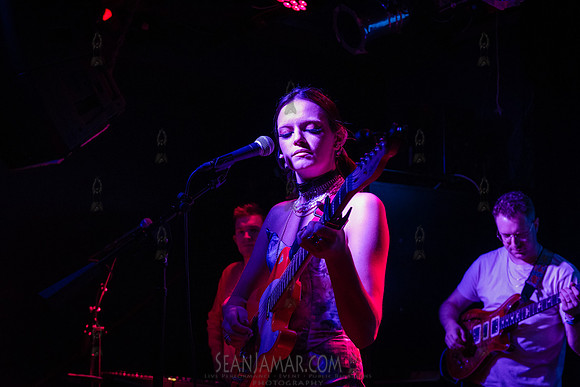Elle Galvin - Mondo NYC - Bowery Electric - NYC - 2024