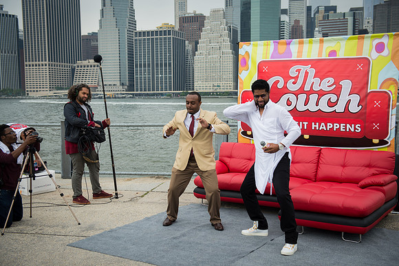 The Couch - Brooklyn Bridge Park Pier 1 - BK USA - 2015