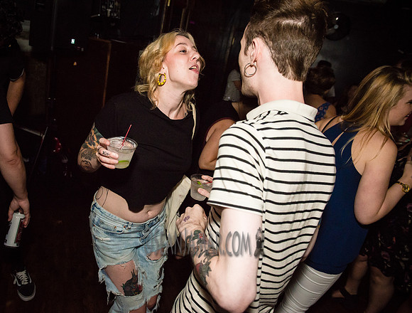Oscilate Wildly - Jeromes - NYC - 2016