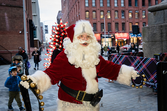 DID Christmas Tree Lighting - Dumbo Archway - NYC - 2024