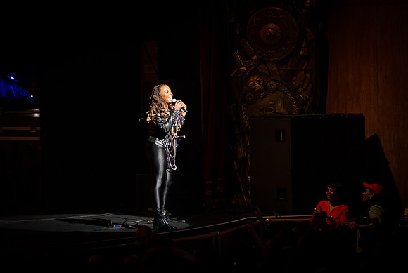 Ledisi wsg Robert Glasper Experiment - Beacon Theatre - NYC - 2014