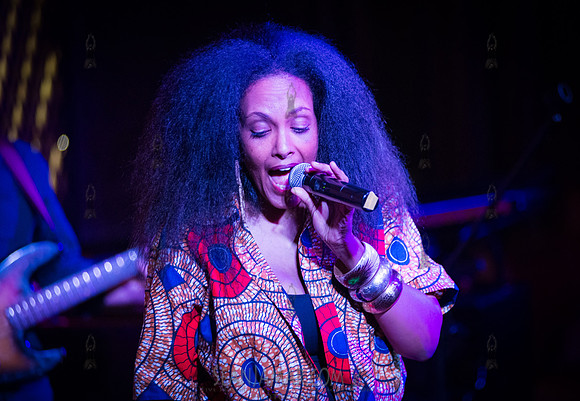 Wayna - Ginnys Supper Club - Harlem USA - 2015