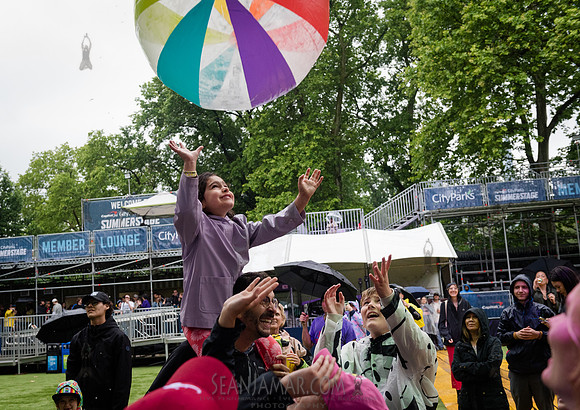 The Wiggles DJ Dorothy Sound System - NYC SummerStage - Aussie B