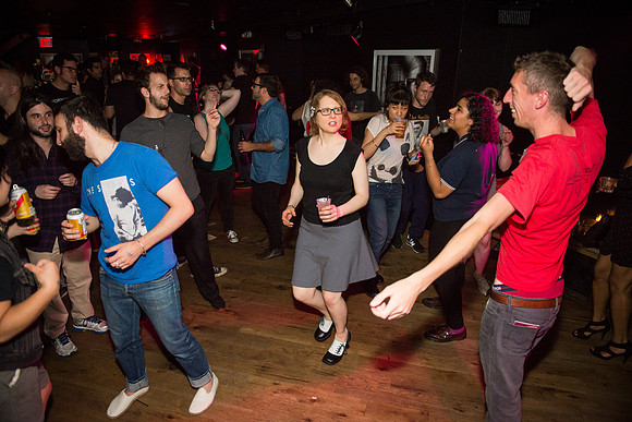 Oscillate Wildly - Le Poisson Rouge - NYC - 2015