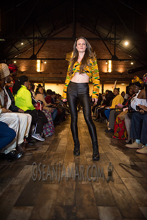 MIDGETgirafe - Ankara Bazaar - 26 Bridge St - BK USA - 2017