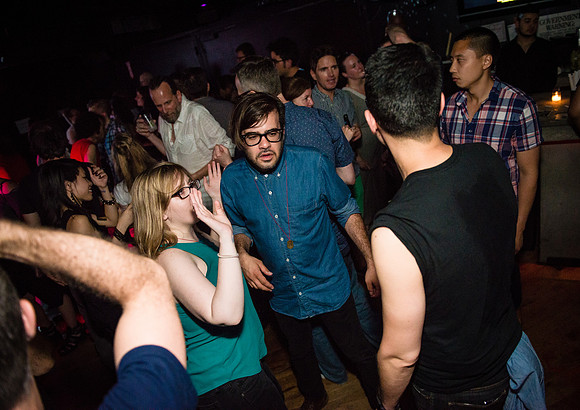 Oscillate Wildly - Le Poisson Rouge - NYC - 2015