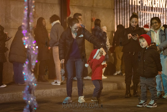 DID Christmas Tree Lighting - Dumbo Archway - NYC - 2024